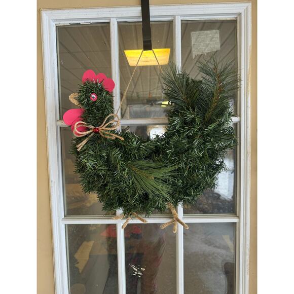 Pine Chicken Wreath, Rooster Wreath, Winter Home Decoration, Christmas Gift Idea - Picture 7 of 7